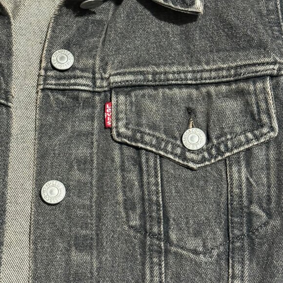 Black Vintage-Style Levis Denim Jacket – Kids L / Women’s S – Excellent Conditio - Picture 3 of 5